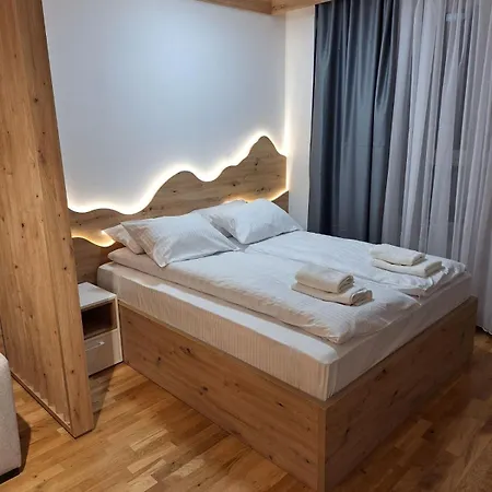 Vucko Dalia - Vucko 3*